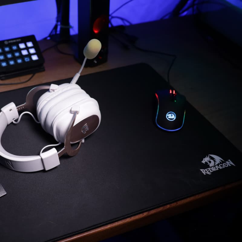 REDRAGON MOUSEPAD FLICK XL 400X900 BK - view 3