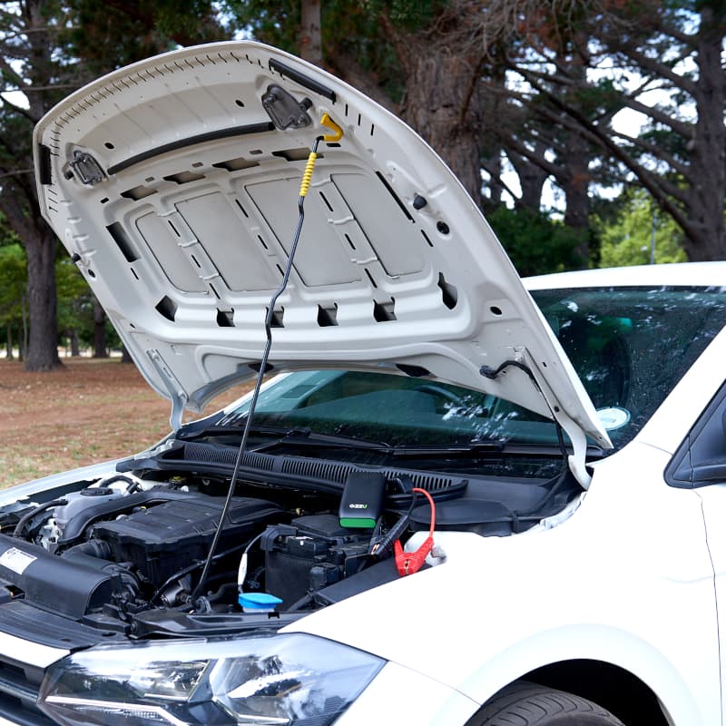 GIZZU 1000A Jump Starter 10400mAh - Black - view 8