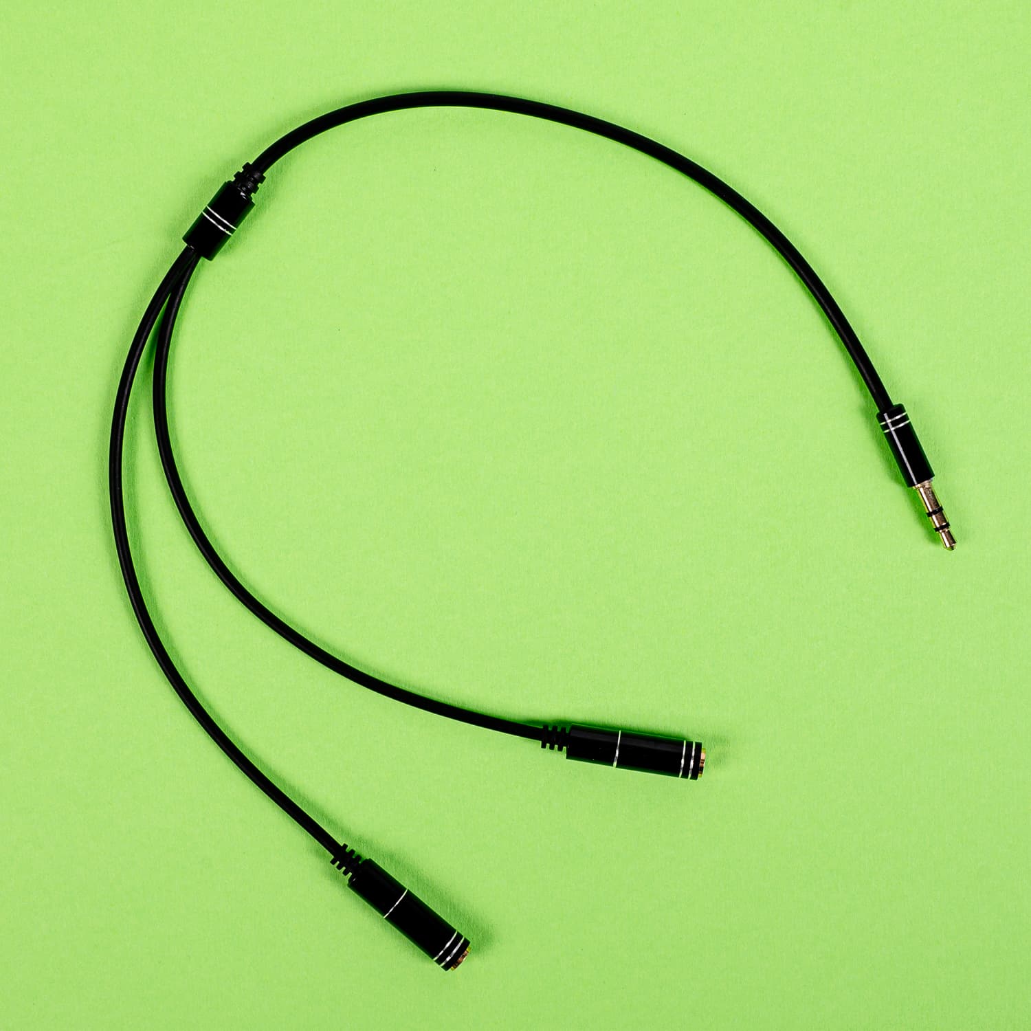Gizzu 3-Pole Audio Splitter Cable - Black - view 5