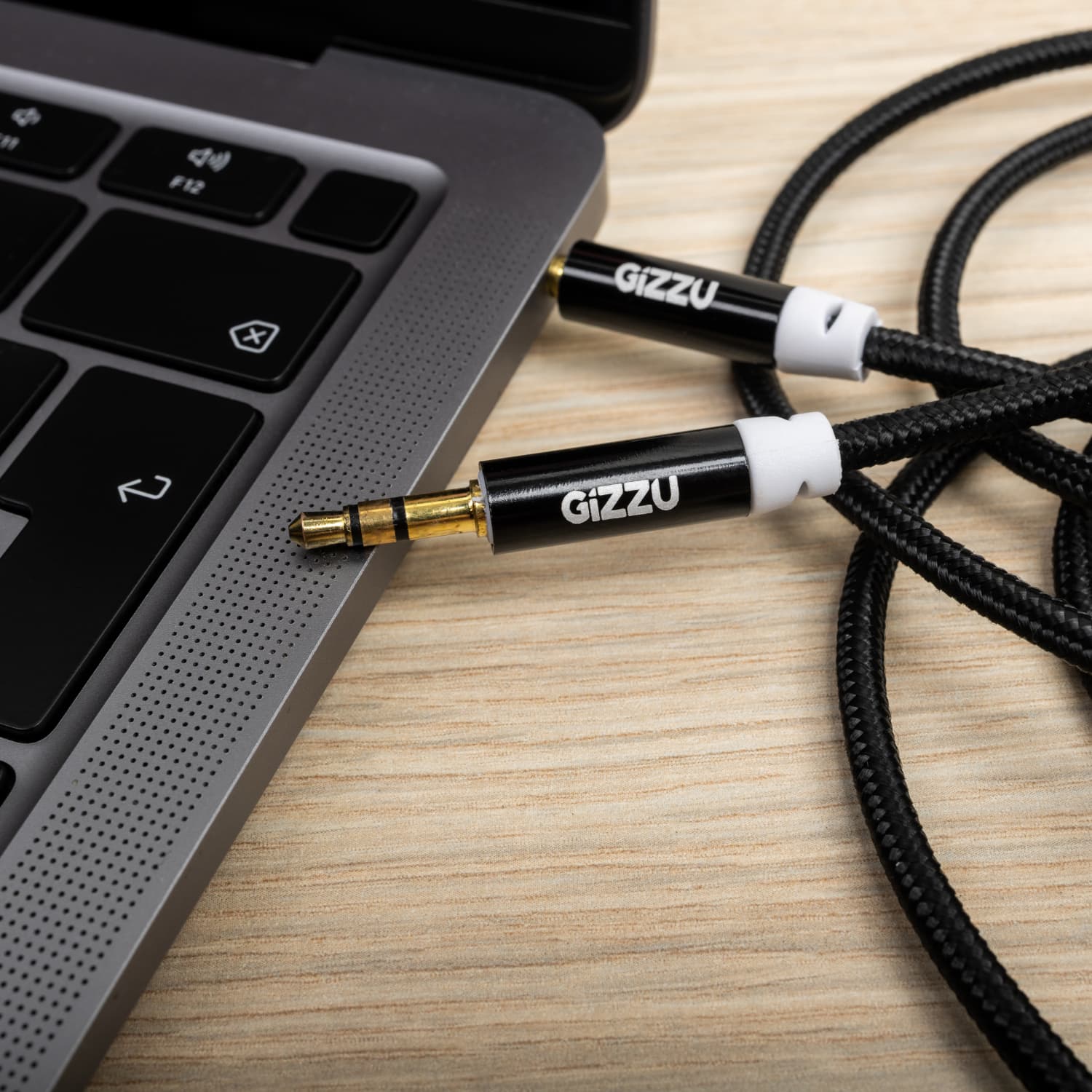 Gizzu 3.5mm AUX Cable 2m - Black - view 3