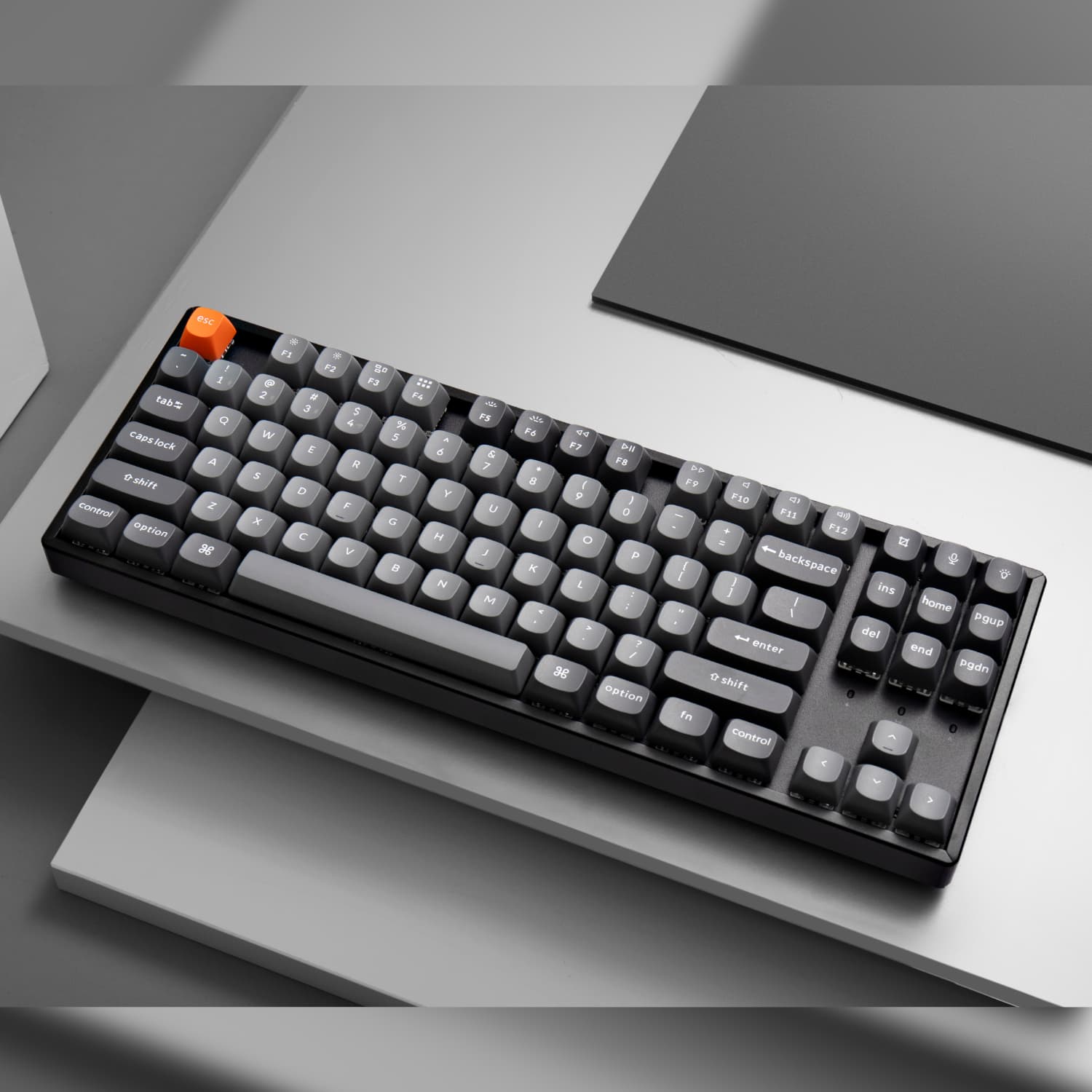 Keychron K8 Max QMK Wireless Custom Mechanical Keyboard | BANANA Switches - view 3