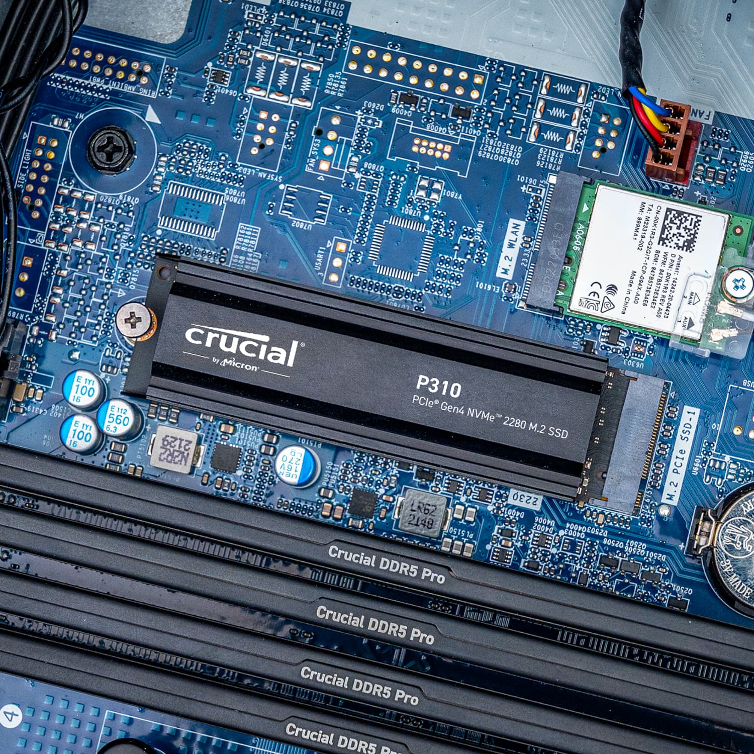 Crucial P310 2TB M.2 NVMe SSD with Heatsink - view 5