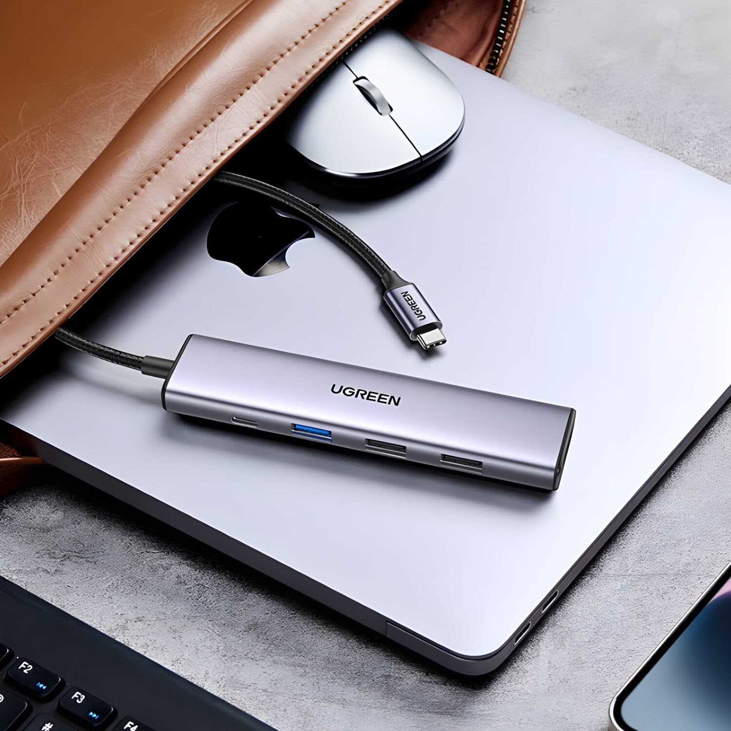 UGREEN Revodok 5-in-1 Type-C Hub | 4K HDMI | Type-C | USB3.0 | USB2.0 - view 5