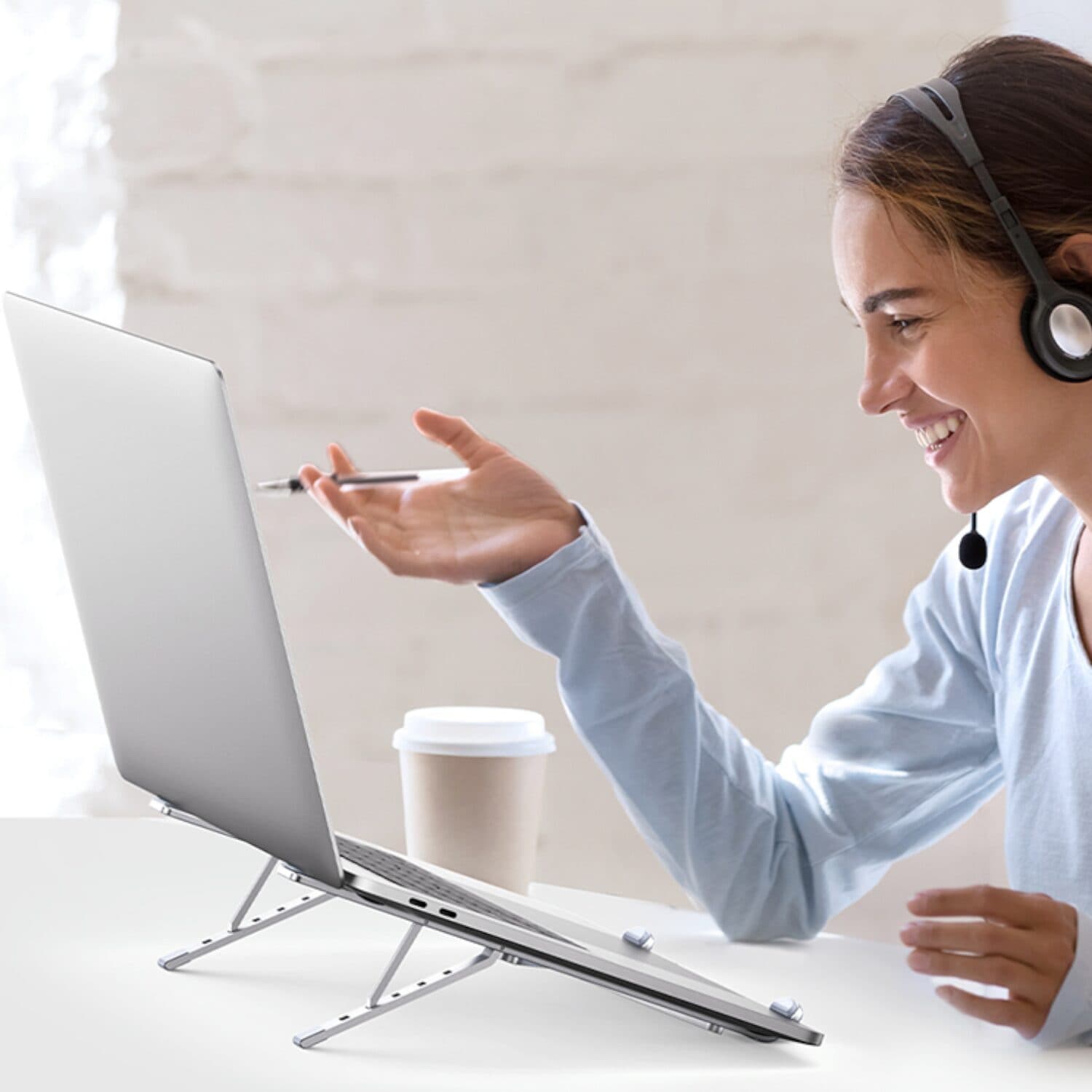 UGREEN Aluminium Adjustable Laptop Stand - view 4