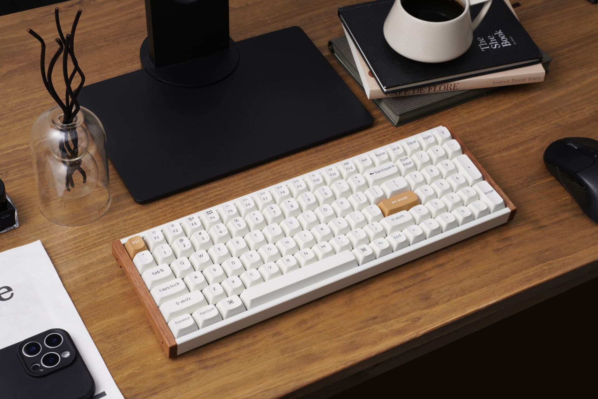 Keychron K4 HE 96% Magnetic Switch Hot-Swap RGB Wireless Keyboard – White (Wood + Aluminium) - view 3